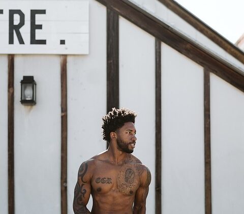 What is the largest amount of nutrients from category amino in percentages found in the human body